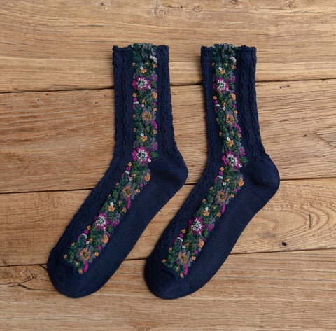 Pretty Floral Socks, Black