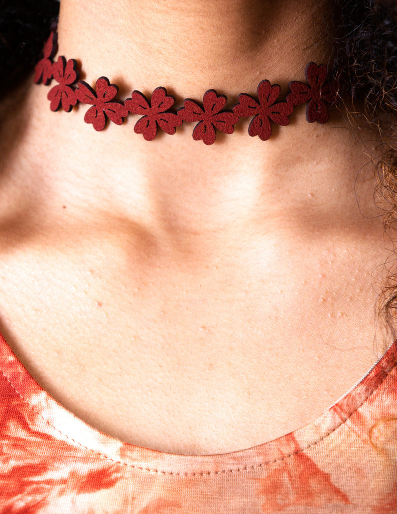 Floral Cutout Faux Suede Choker Necklace, Burgundy