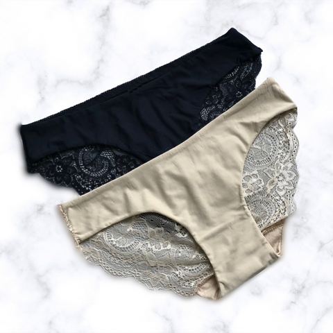 Set of 2 Lacy Low-Rise Panties, Cream & Leopard