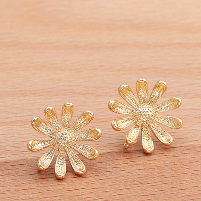 Vibrant Flower Earrings, Gold Aster