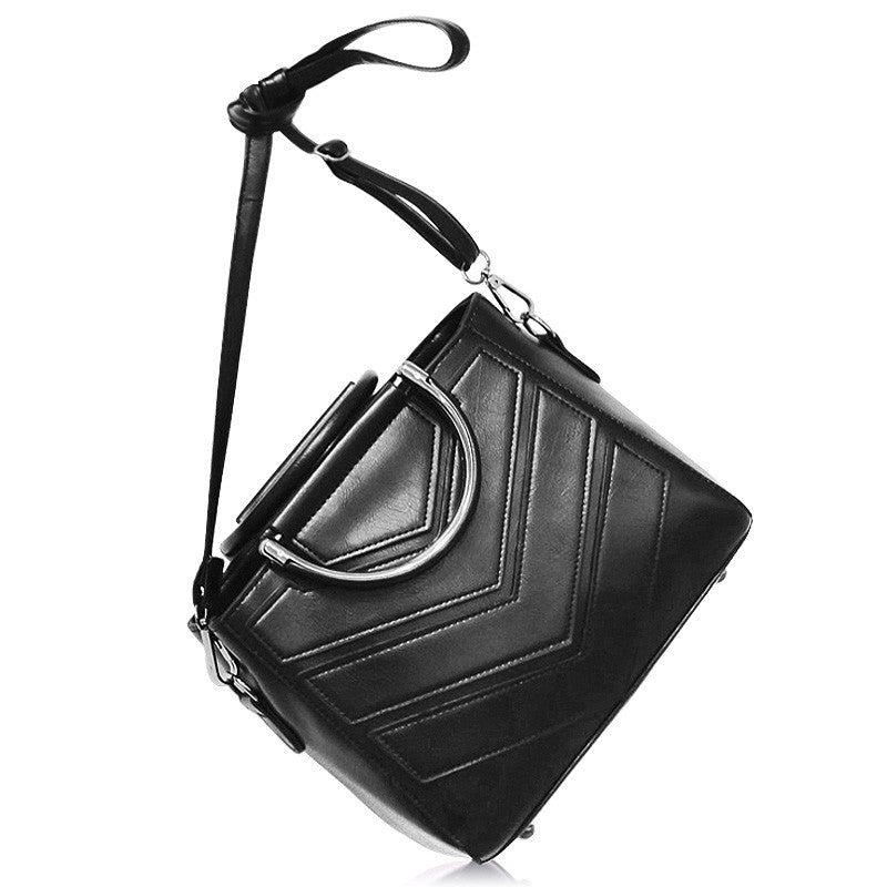 Chevron Design Luxurious Handbag, Black
